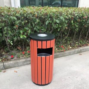 Thùng rác gỗ tròn có gạt tàn
