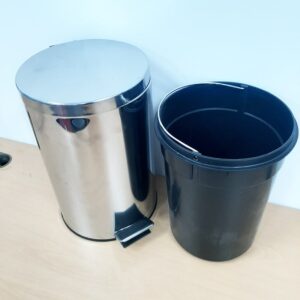 Thùng rác inox đạp chân 12 lít