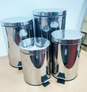 Thùng rác inox đạp chân 20 lít