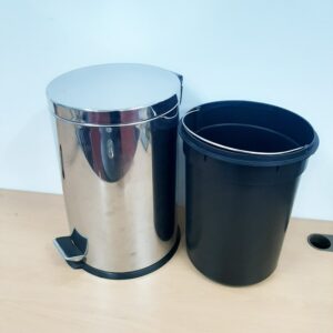 Thùng rác inox đạp chân 20 lít