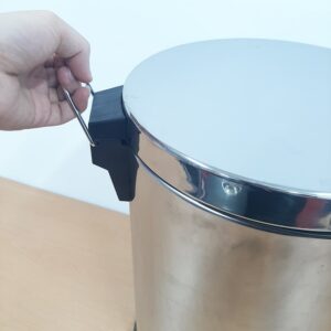 Thùng rác inox đạp chân 20 lít