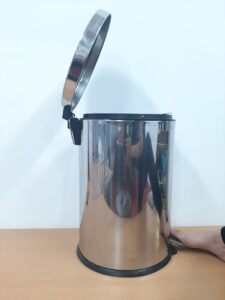 Thùng rác inox đạp chân 20 lít