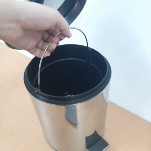 Thùng rác inox đạp chân 5 lít