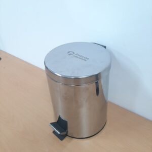 Thùng rác inox đạp chân 5 lít