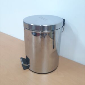 Thùng rác inox đạp chân 5 lít