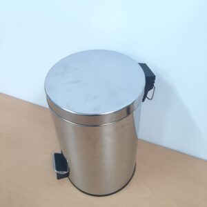 Thùng rác inox đạp chân 8 lít