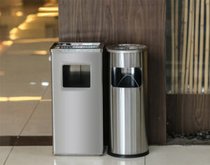 Thùng rác inox gạt tàn