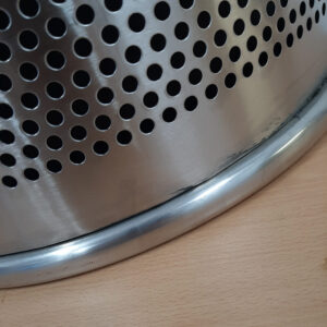 Thùng rác inox hình bán nguyệt