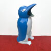 Thùng rác nhựa hình chim cánh cụt