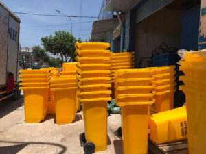 Thùng rác y tế 120 lít
