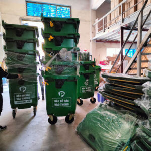 Đâu là những mẫu thùng rác 660 lít phổ biến nhất hiện nay?