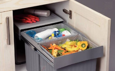 Review 2 mẫu thùng rác nhà bếp phù hợp với mọi gia đình
