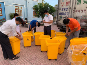 Thùng rác y tế