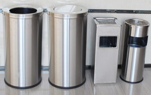 Ưu nhược điểm của thùng rác inox